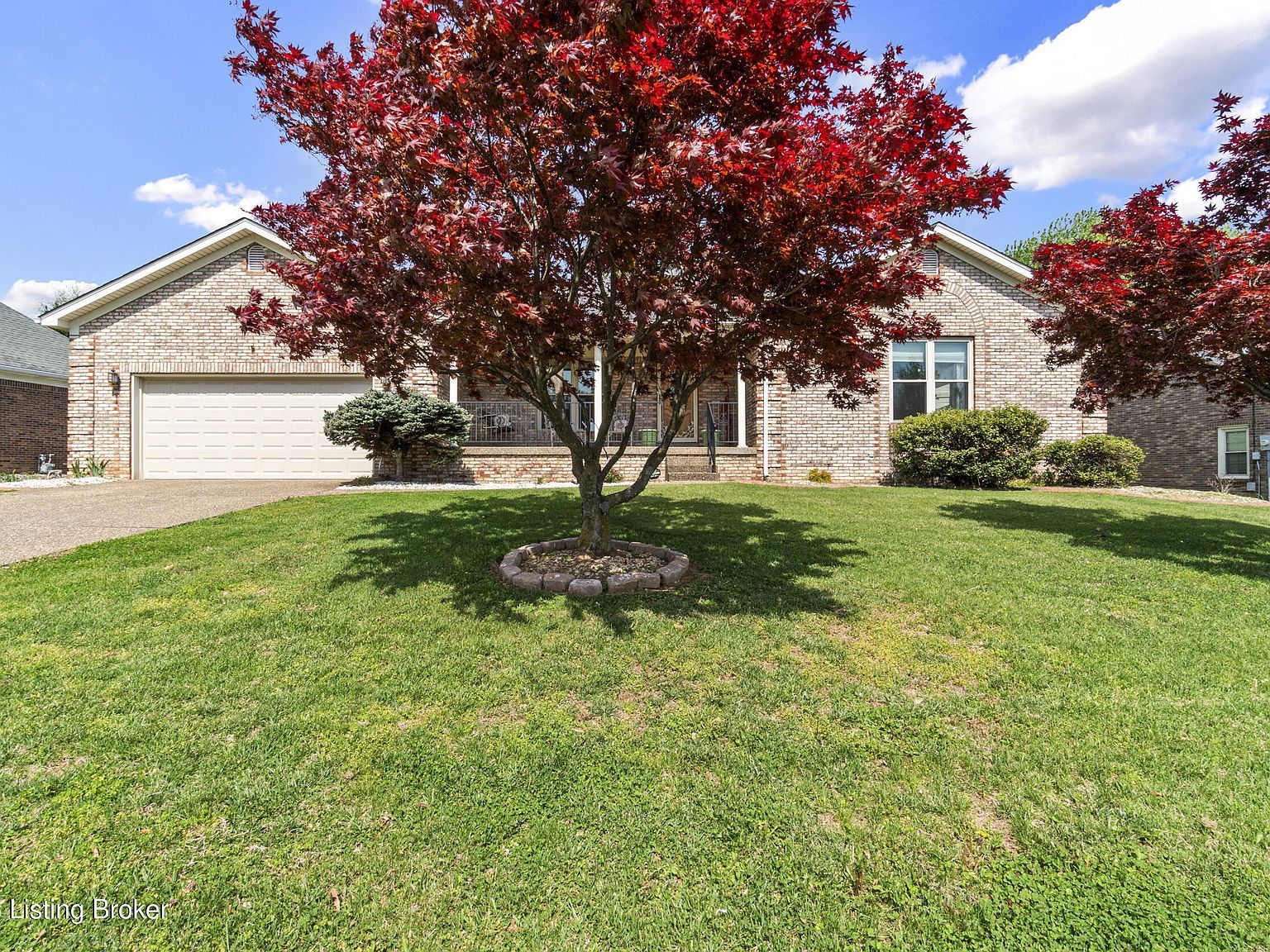 140 Spring Lake Ct Louisville, KY 40229 - Thumbnail 4