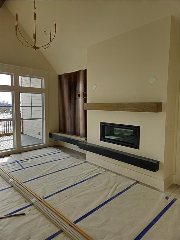 13411 W 174th Ter Overland Park, KS 66221 - Thumbnail 4