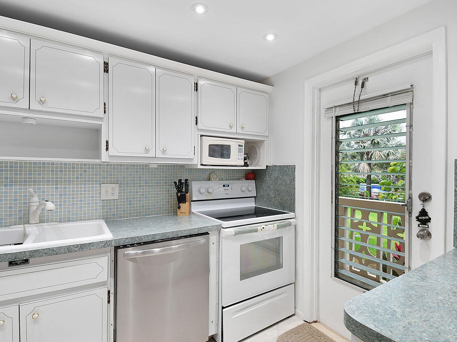 400 NE 20th St APT A207 Boca Raton, FL 33431 - Thumbnail 4