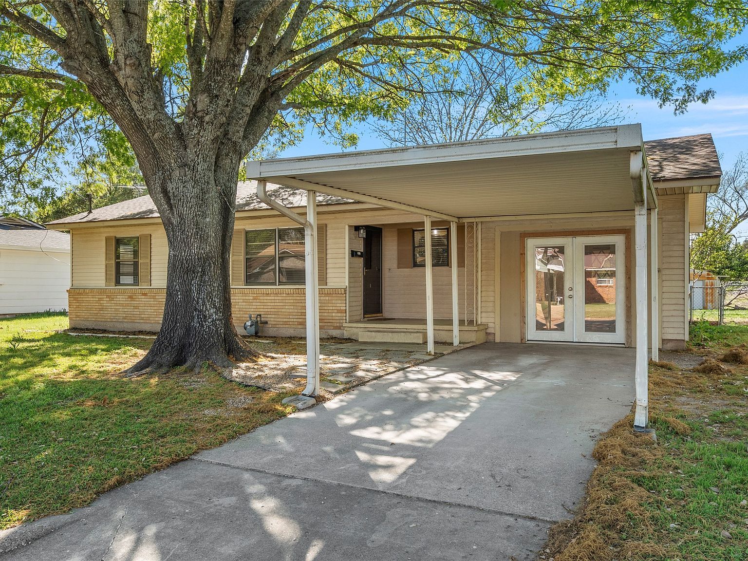 901 N Main St West, TX 76691 - Thumbnail 4