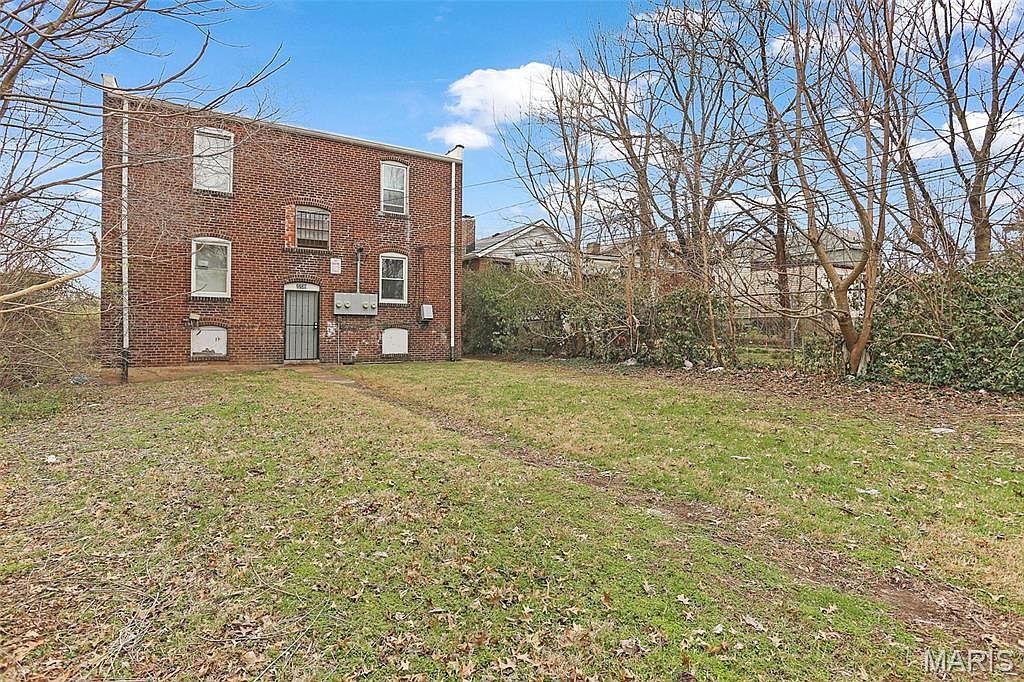 2739 Semple Ave Saint Louis, MO 63112 - Thumbnail 4