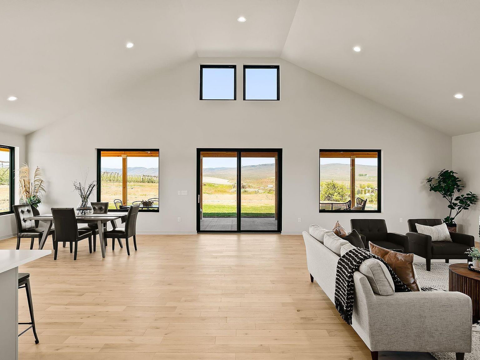 3134 Stone Rd Yakima, WA 98908 - Thumbnail 4