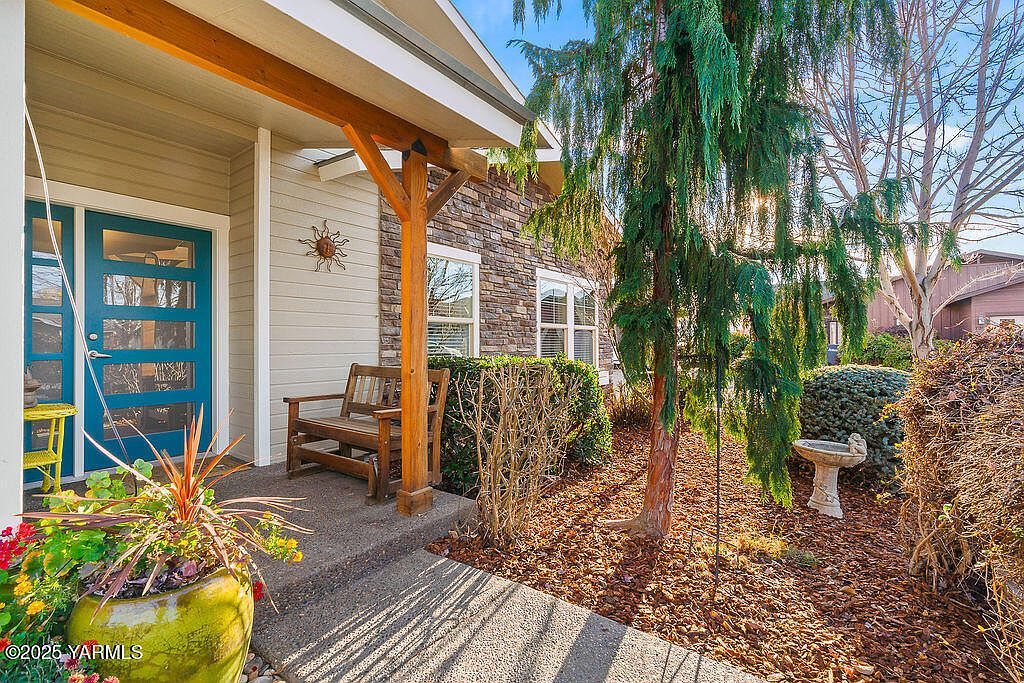 705 Kachess Ln Zillah, WA 98953 - Thumbnail 4