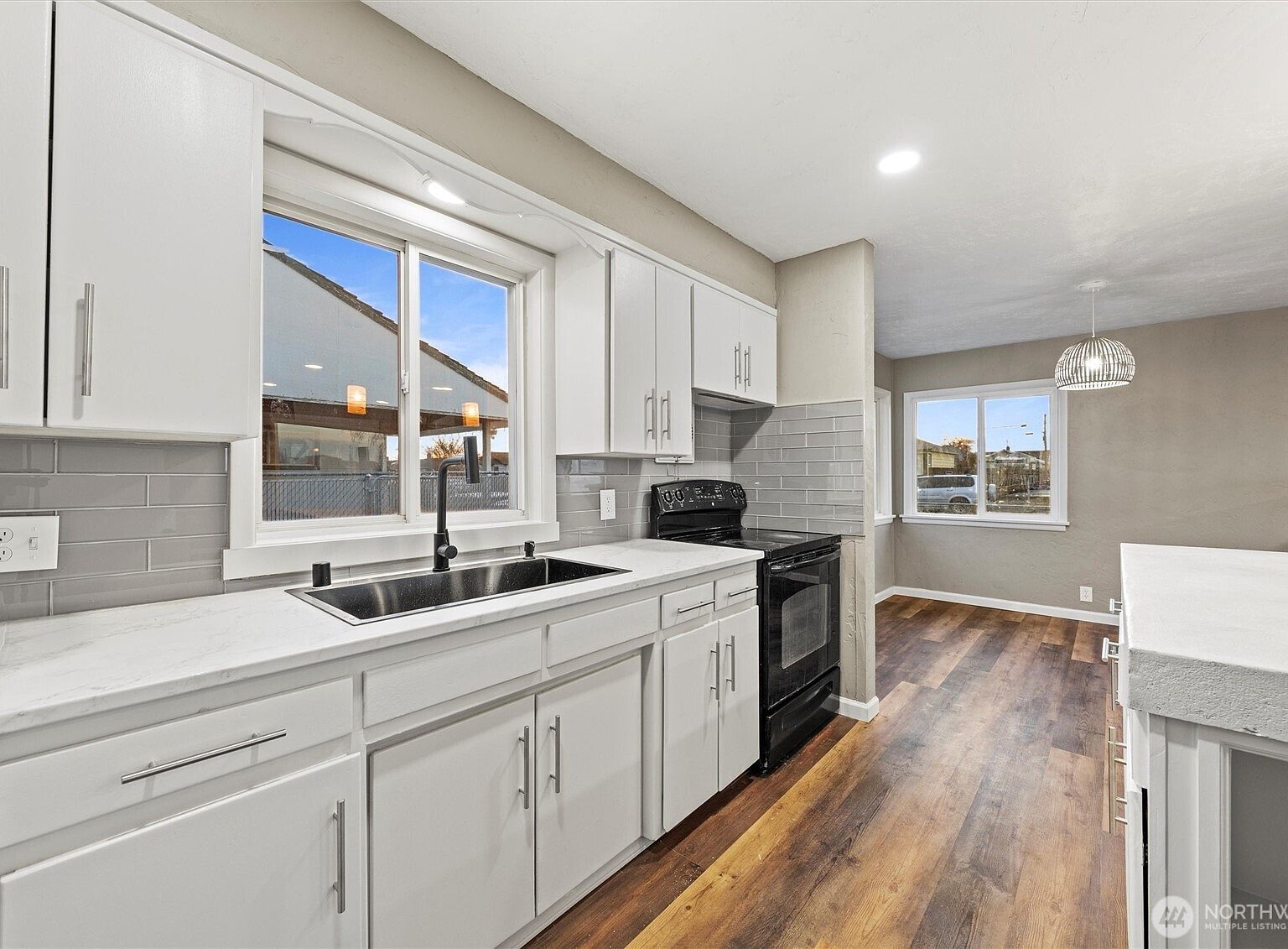 906 S A St Moses Lake, WA 98837 - Thumbnail 4