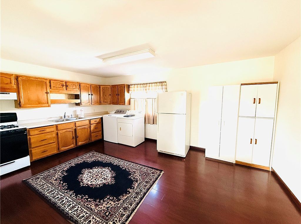 502 E McNeil Ave Hoopeston, IL 60942 - Thumbnail 4