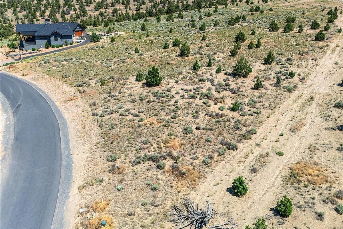 SW Spirit Rock Dr LOT 720 Powell Butte, OR 97753 - Thumbnail 4