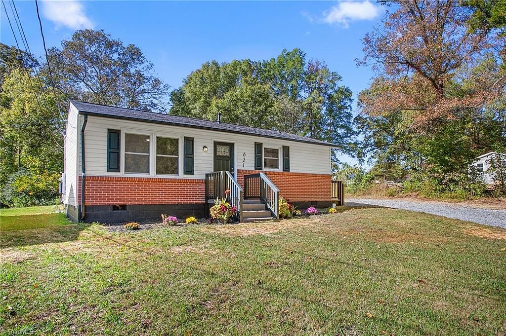 621 North St Eden, NC 27288 - Thumbnail 4