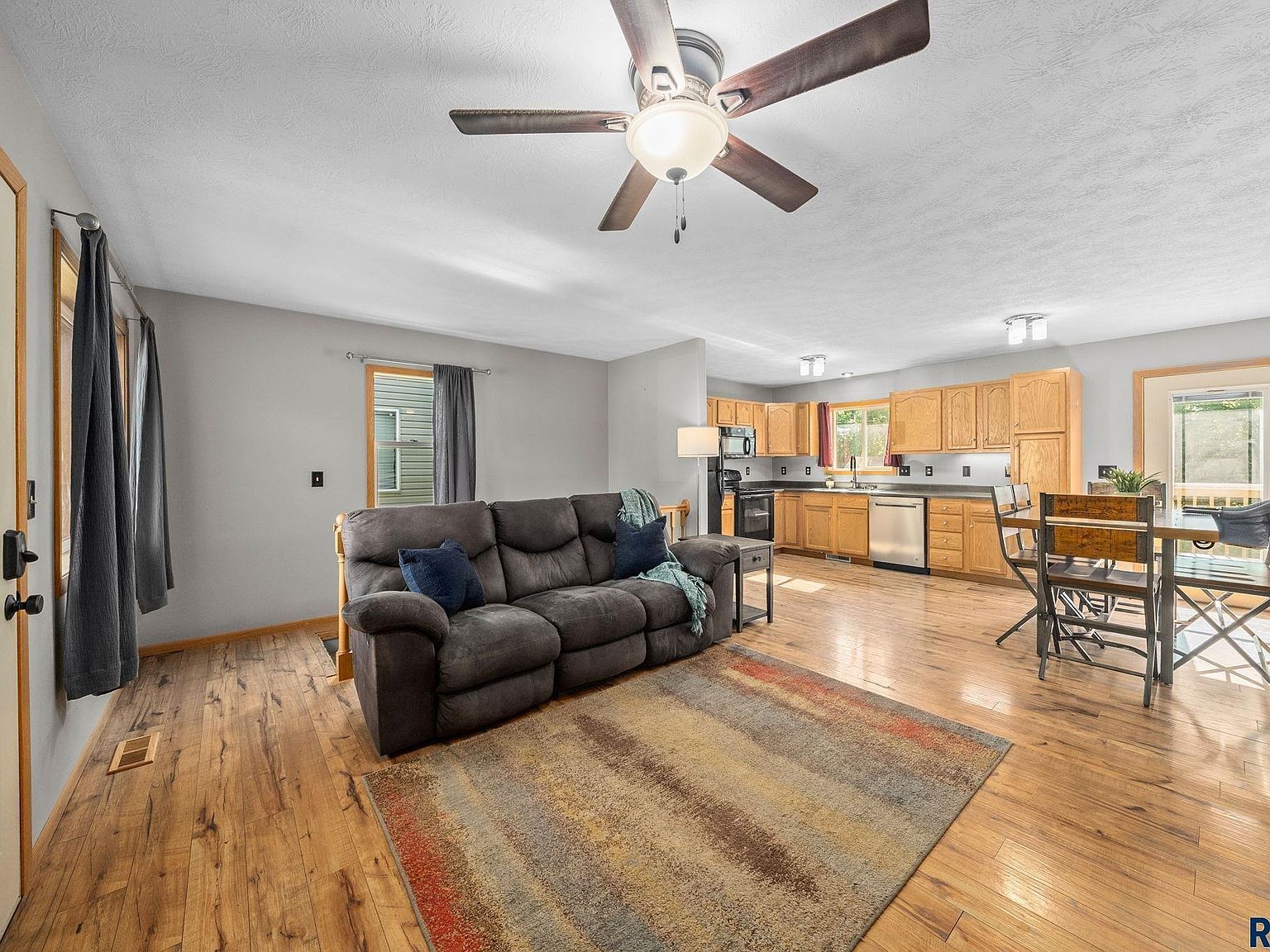 1507 N Highland Ave Sioux Falls, SD 57103 - Thumbnail 4