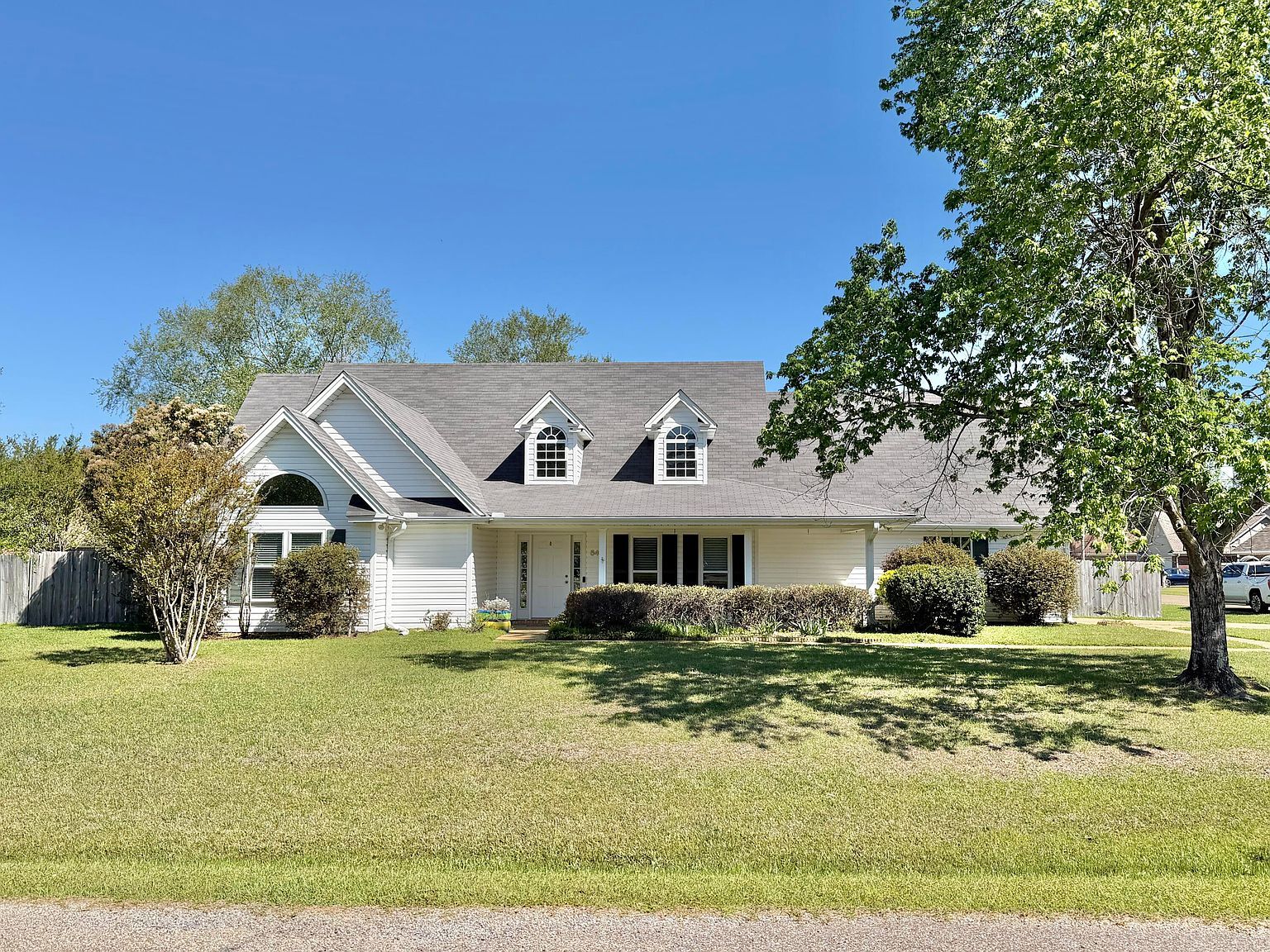 544 Oakdale Dr Columbus, MS 39705 - Thumbnail 4
