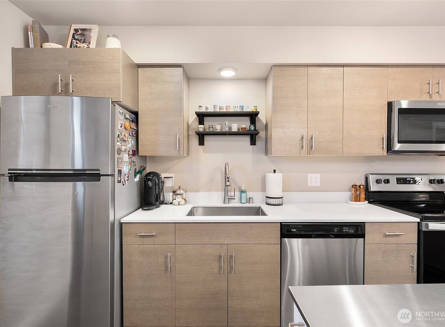 1882 Front St #302 Lynden, WA 98264 - Thumbnail 4