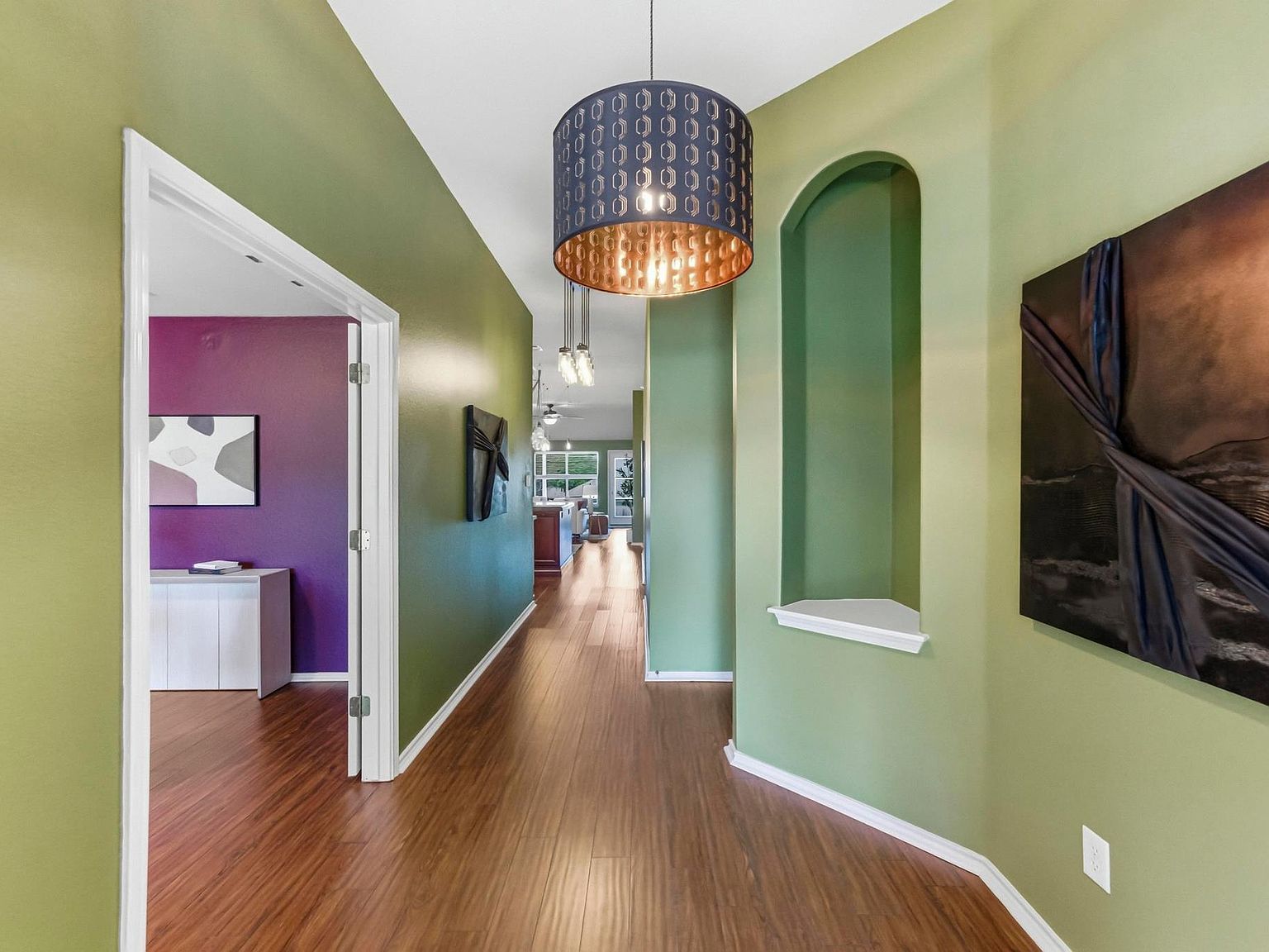 9207 Pioneer Forest Dr Austin, TX 78744 - Thumbnail 4