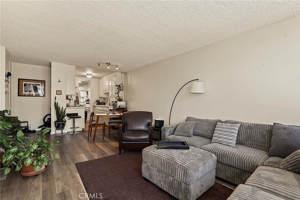 375 Atlantic Ave APT 407 Long Beach, CA 90802 - Thumbnail 4