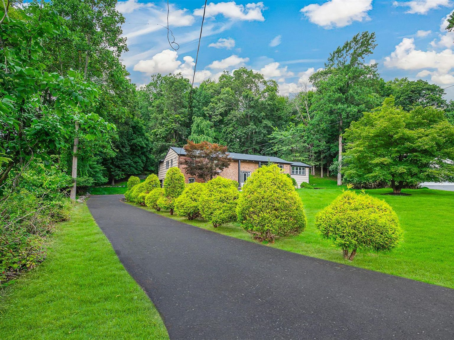 7 Charlotte Dr Spring Valley, NY 10977 - Thumbnail 4