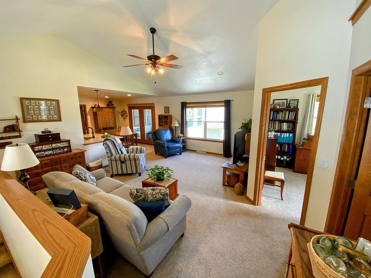 380 W Sunset Dr Milton, WI 53563 - Thumbnail 4