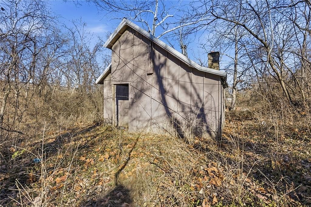 532 N Warren St Warrensburg, MO 64093 - Thumbnail 4