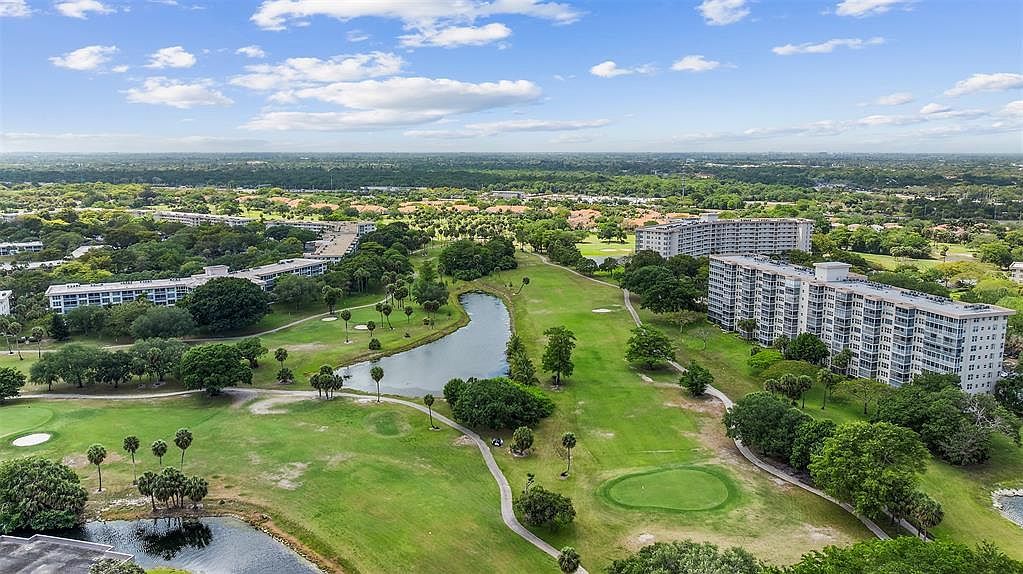 575 Oaks Ln APT 603 Pompano Beach, FL 33069 - Thumbnail 4