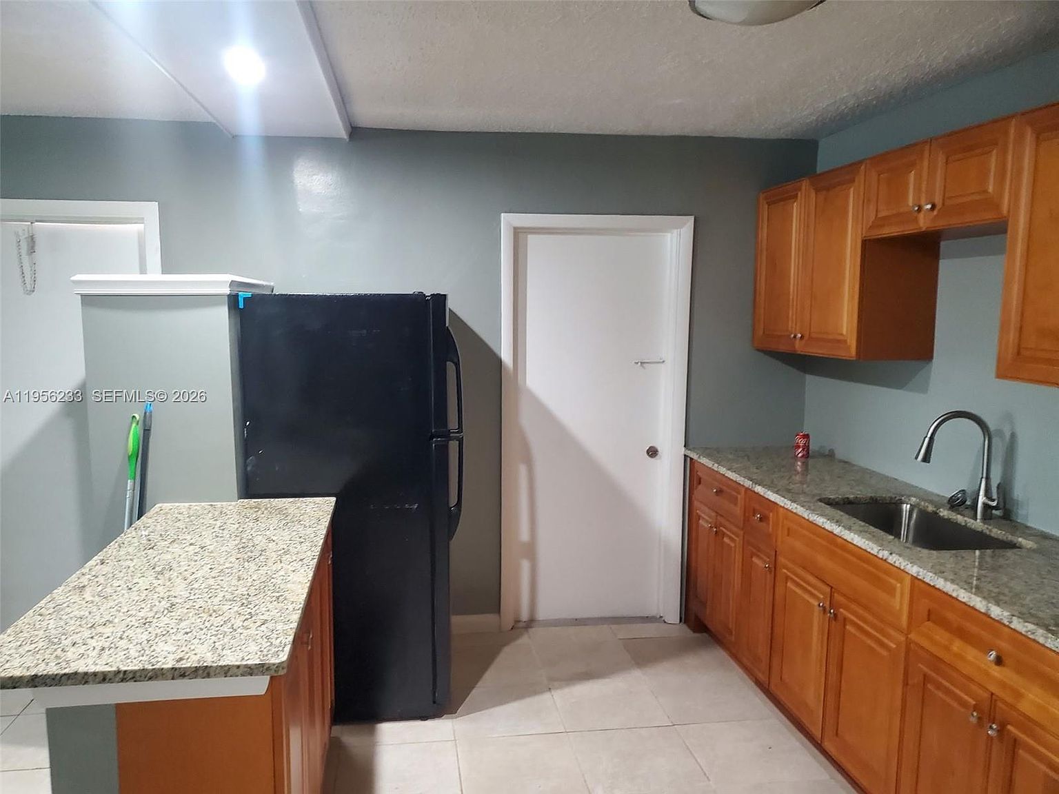 7430 SW 10th St APT 101D Pompano Beach, FL 33068 - Thumbnail 4