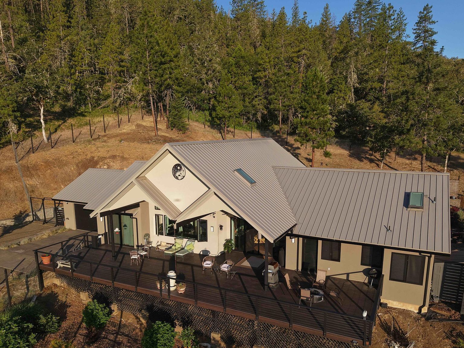 693 Ironwood Dr Eagle Point, OR 97524 - Thumbnail 4