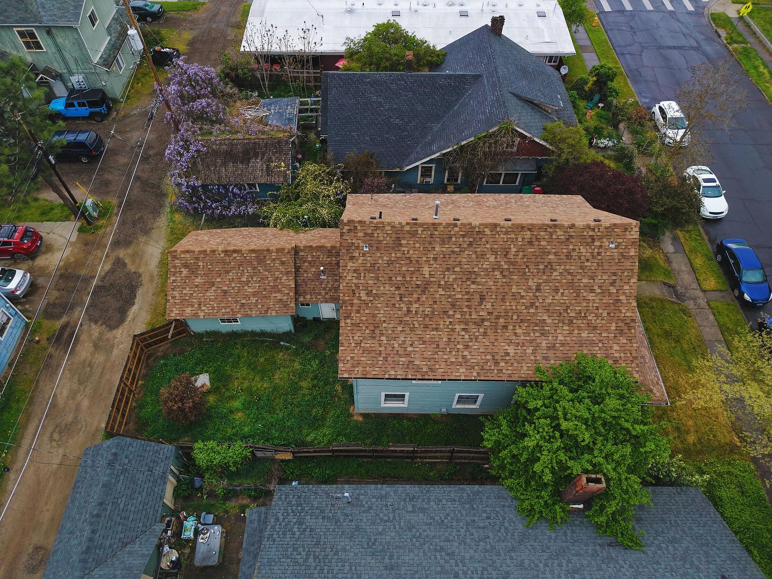 429 N Holly St Medford, OR 97501 - Thumbnail 4