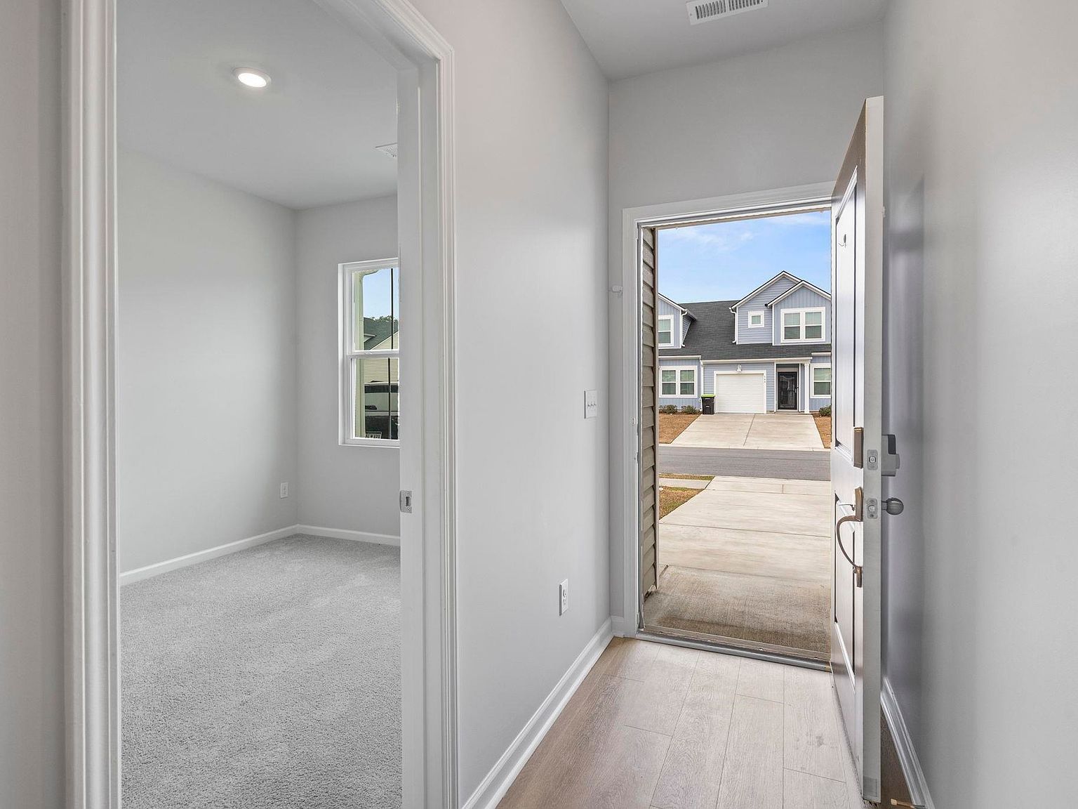 543 Sea Sparrow St Myrtle Beach, SC 29588 - Thumbnail 4