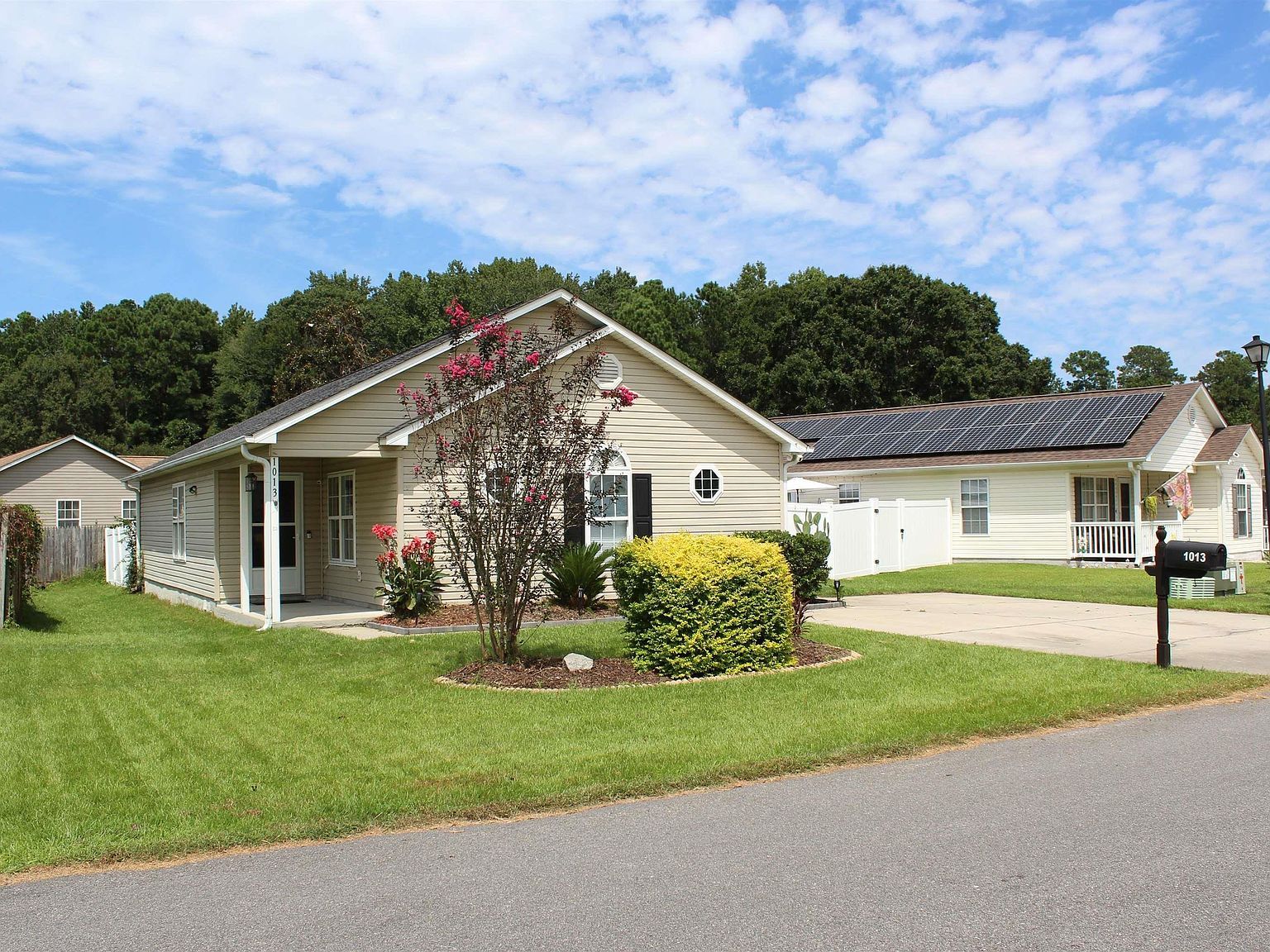 1013 Autumn Dr Murrells Inlet, SC 29576 - Thumbnail 4