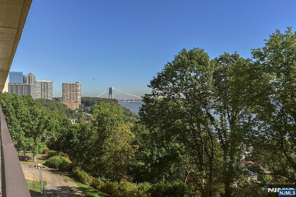 1 Horizon Rd APT 609 Fort Lee, NJ 07024 - Thumbnail 4