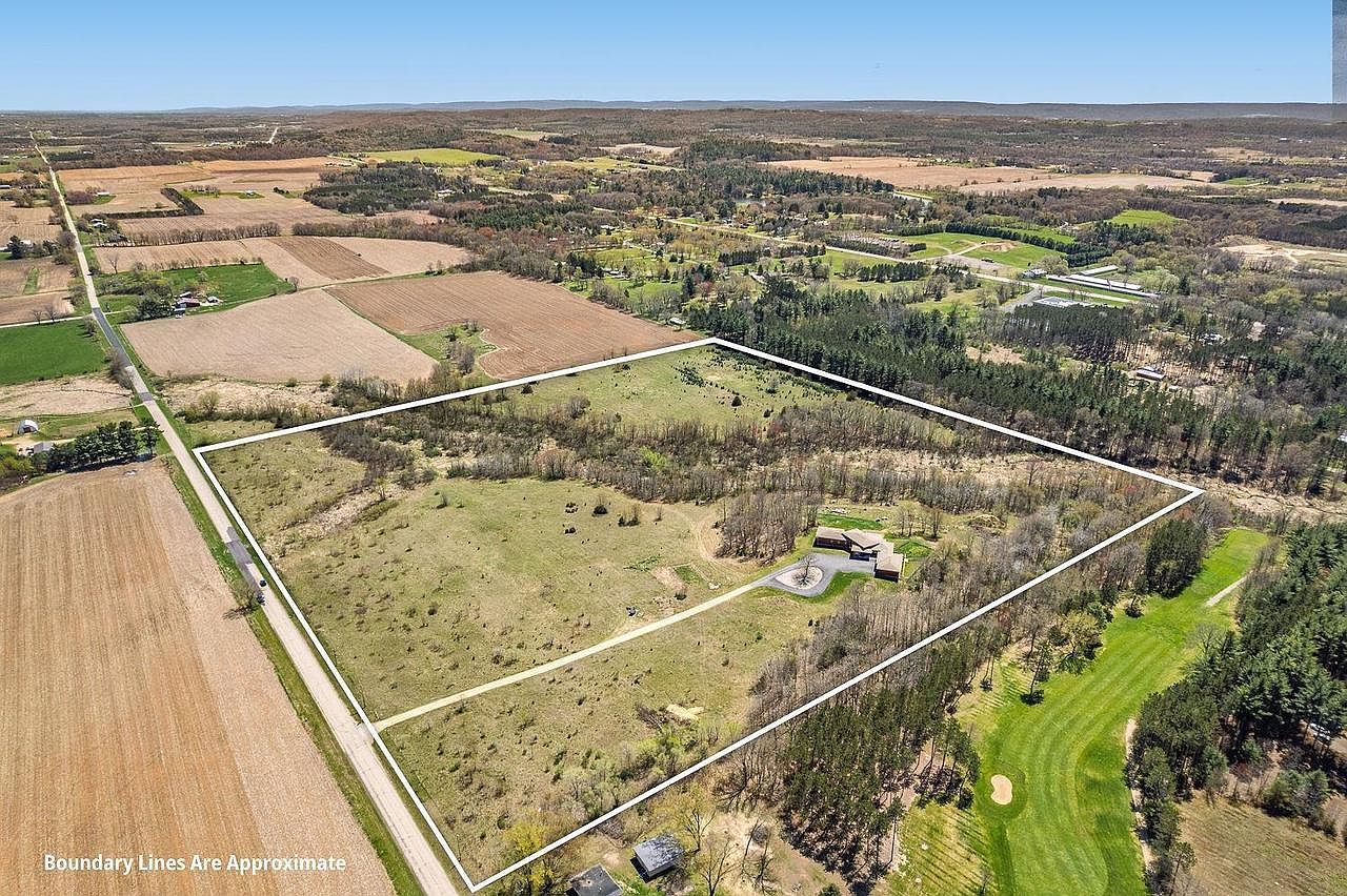 E7521 N Reedsburg Rd Reedsburg, WI 53959 - Thumbnail 4