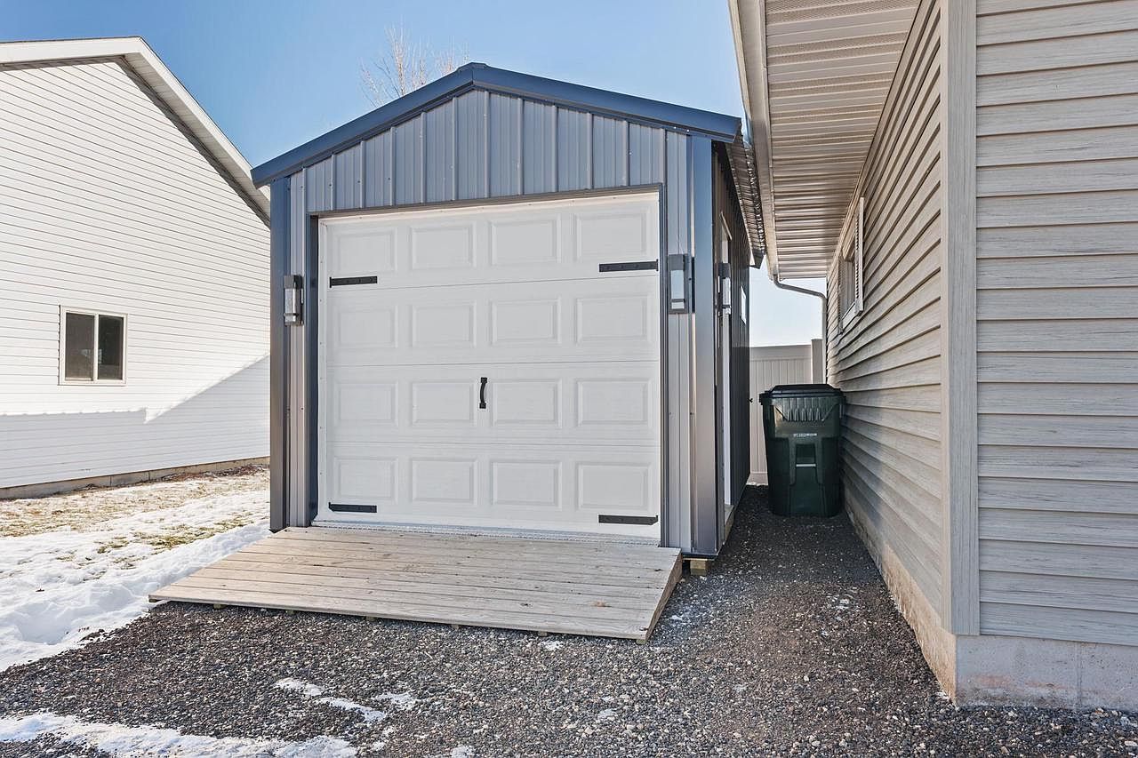 531 Midway Dr Reedsburg, WI 53959 - Thumbnail 4