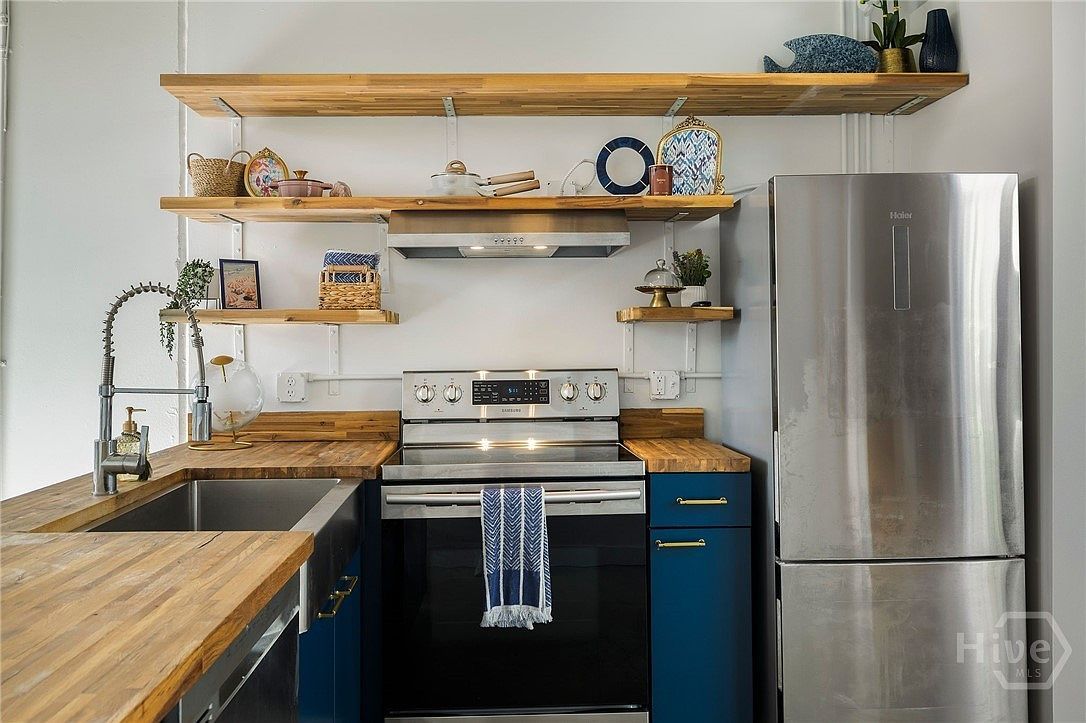 2406 De Soto Ave APT B Savannah, GA 31401 - Thumbnail 4