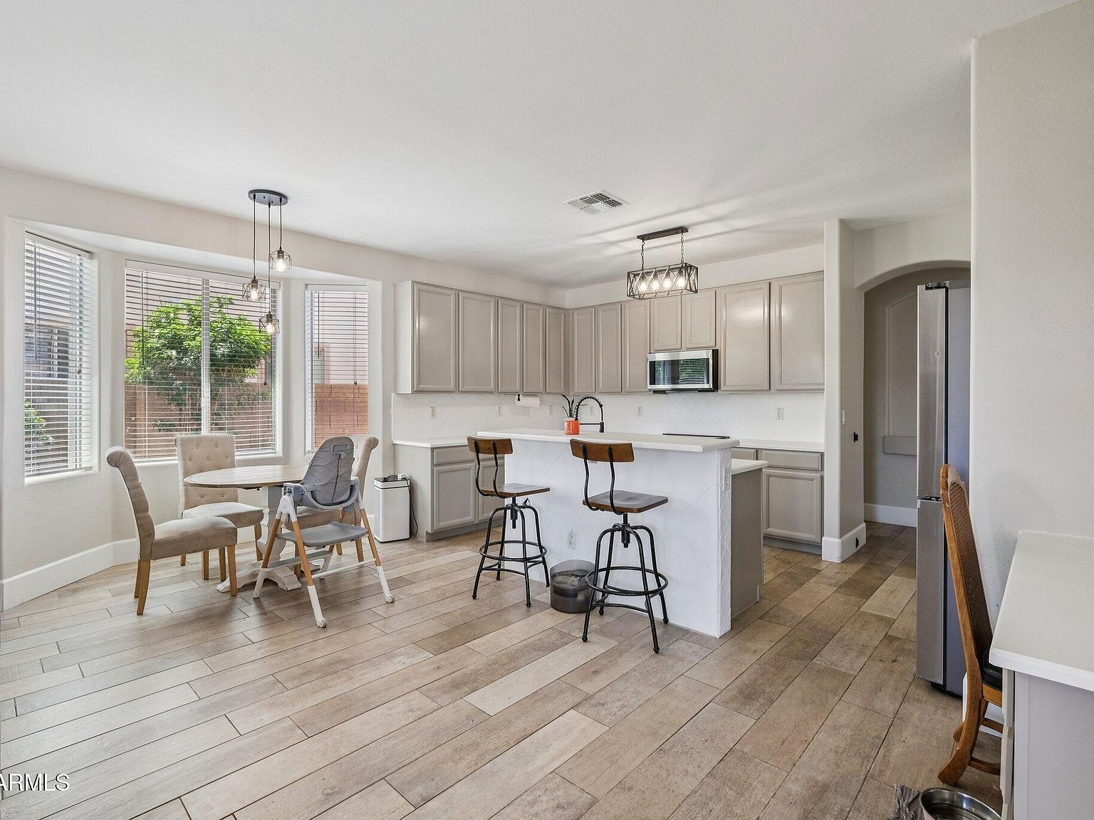 16639 W Saguaro Ln Surprise, AZ 85388 - Thumbnail 4