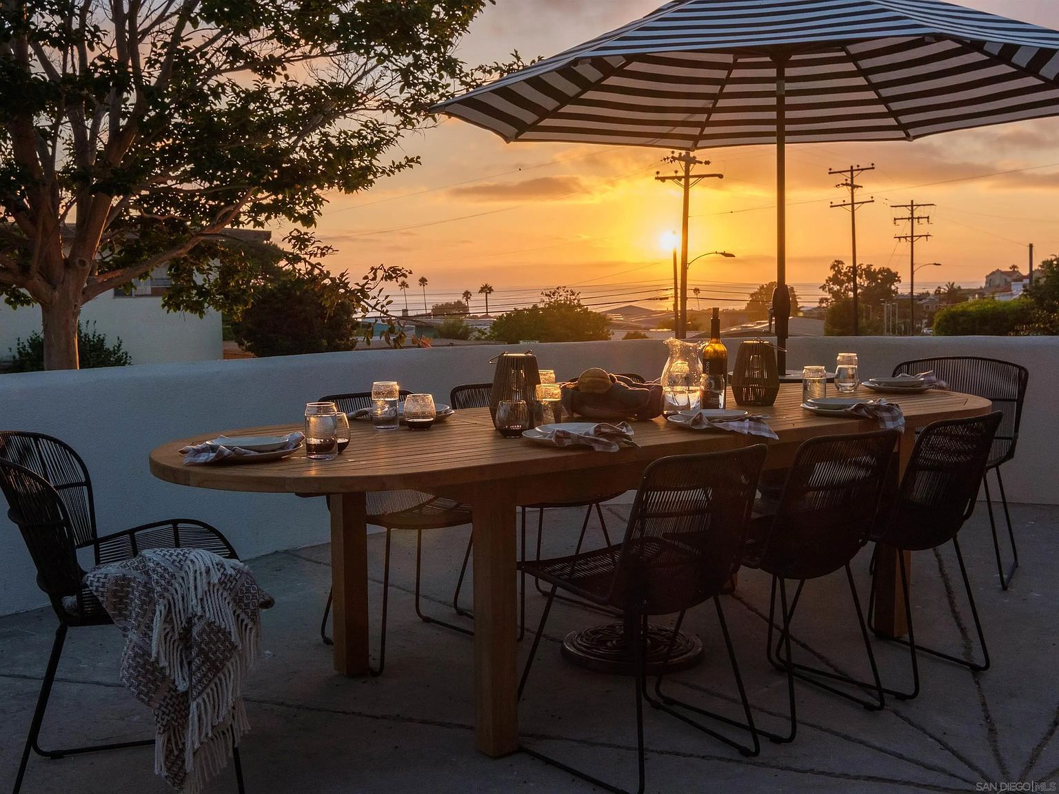 1915 Montgomery Ave Cardiff, CA 92007 - Thumbnail 4