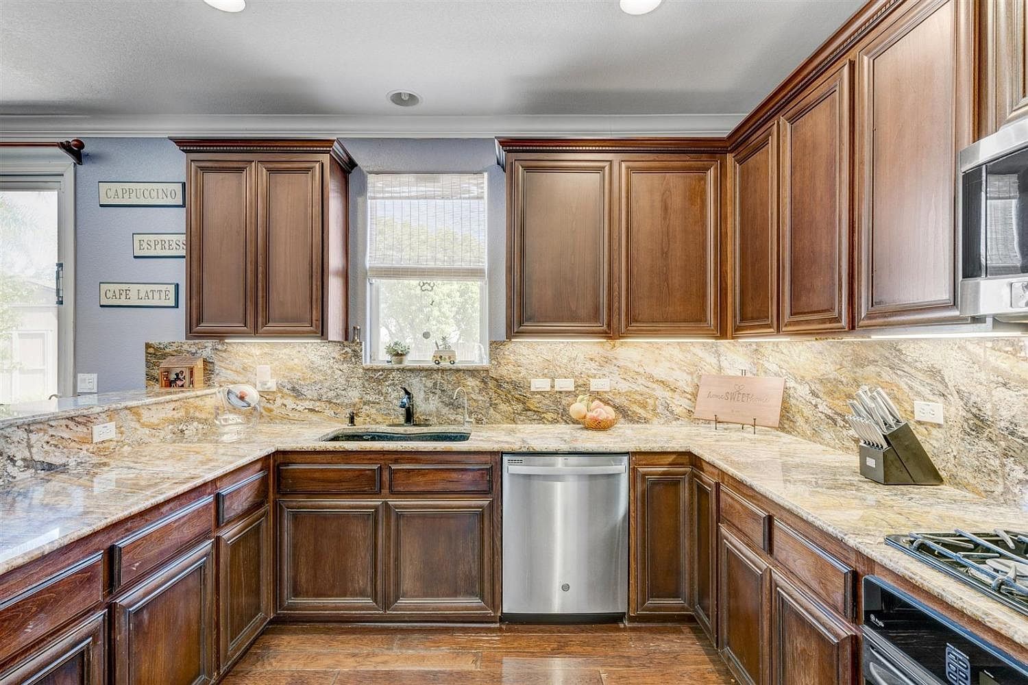 4035 Eugene Dr Olivehurst, CA 95961 - Thumbnail 4