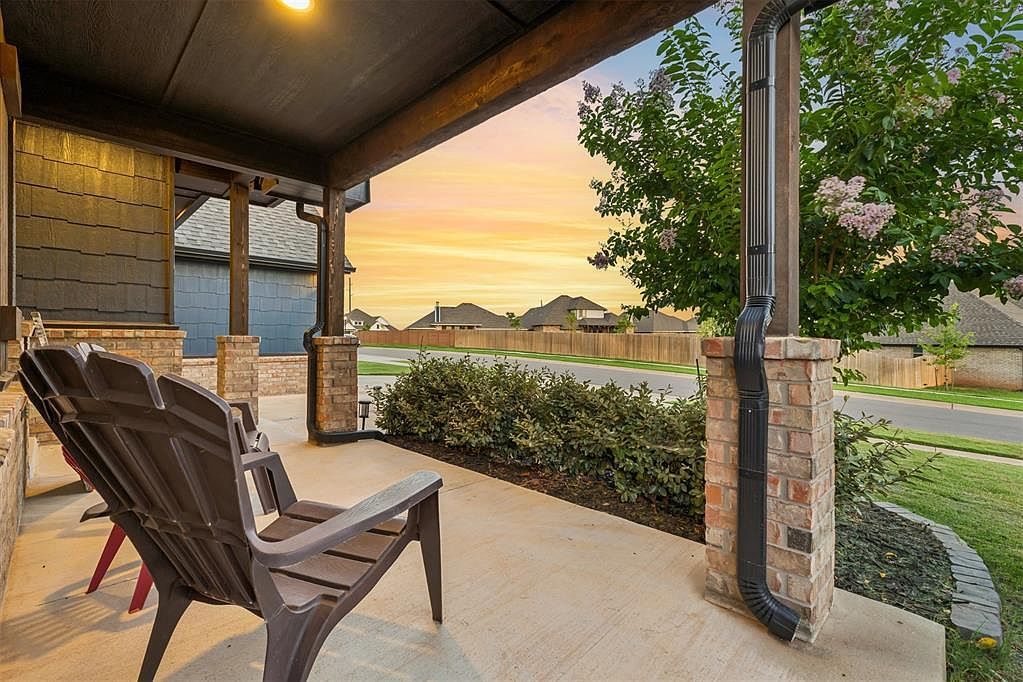 1309 Broadmoore Blvd Moore, OK 73160 - Thumbnail 4