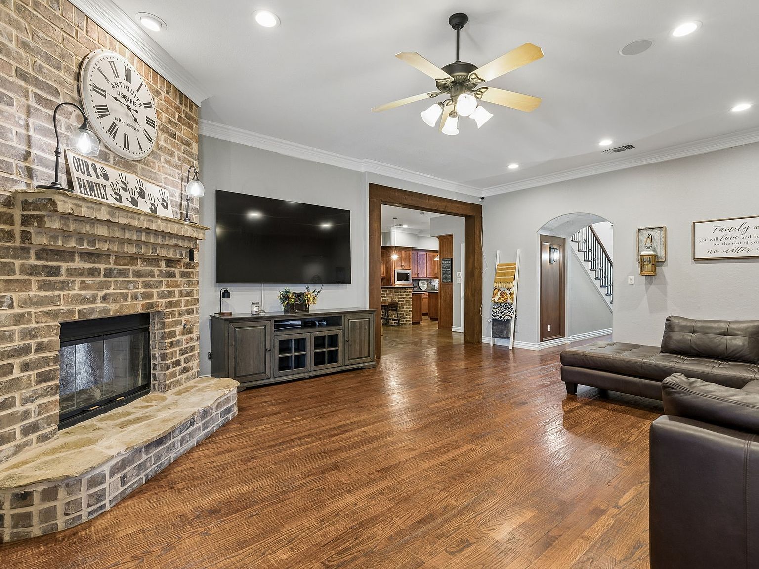 901 Morton Hill Ln Haslet, TX 76052 - Thumbnail 4