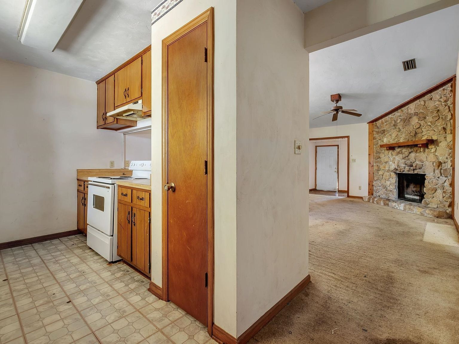 (undisclosed Address) Tallahassee, FL 32308 - Thumbnail 4