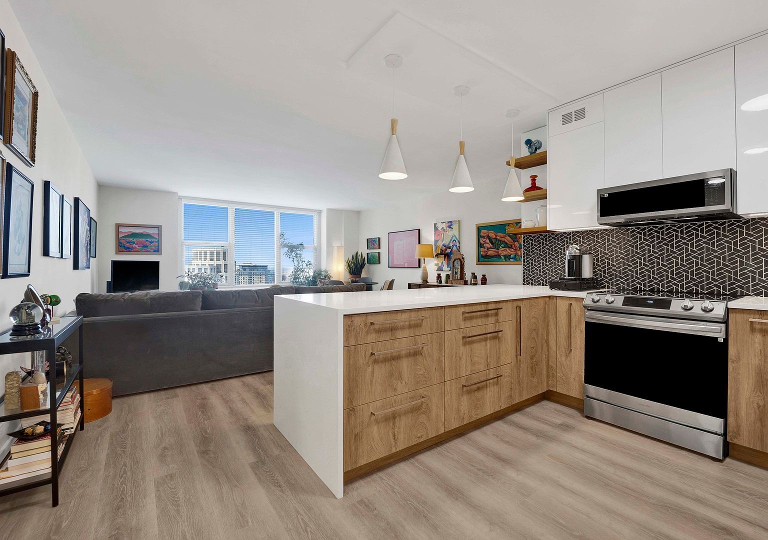 777 N Michigan Ave APT 3709 Chicago, IL 60611 - Thumbnail 4