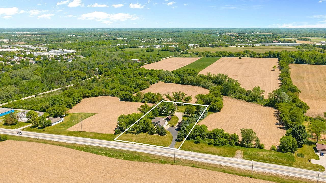 5232 County Highway P S West Bend, WI 53095 - Thumbnail 4