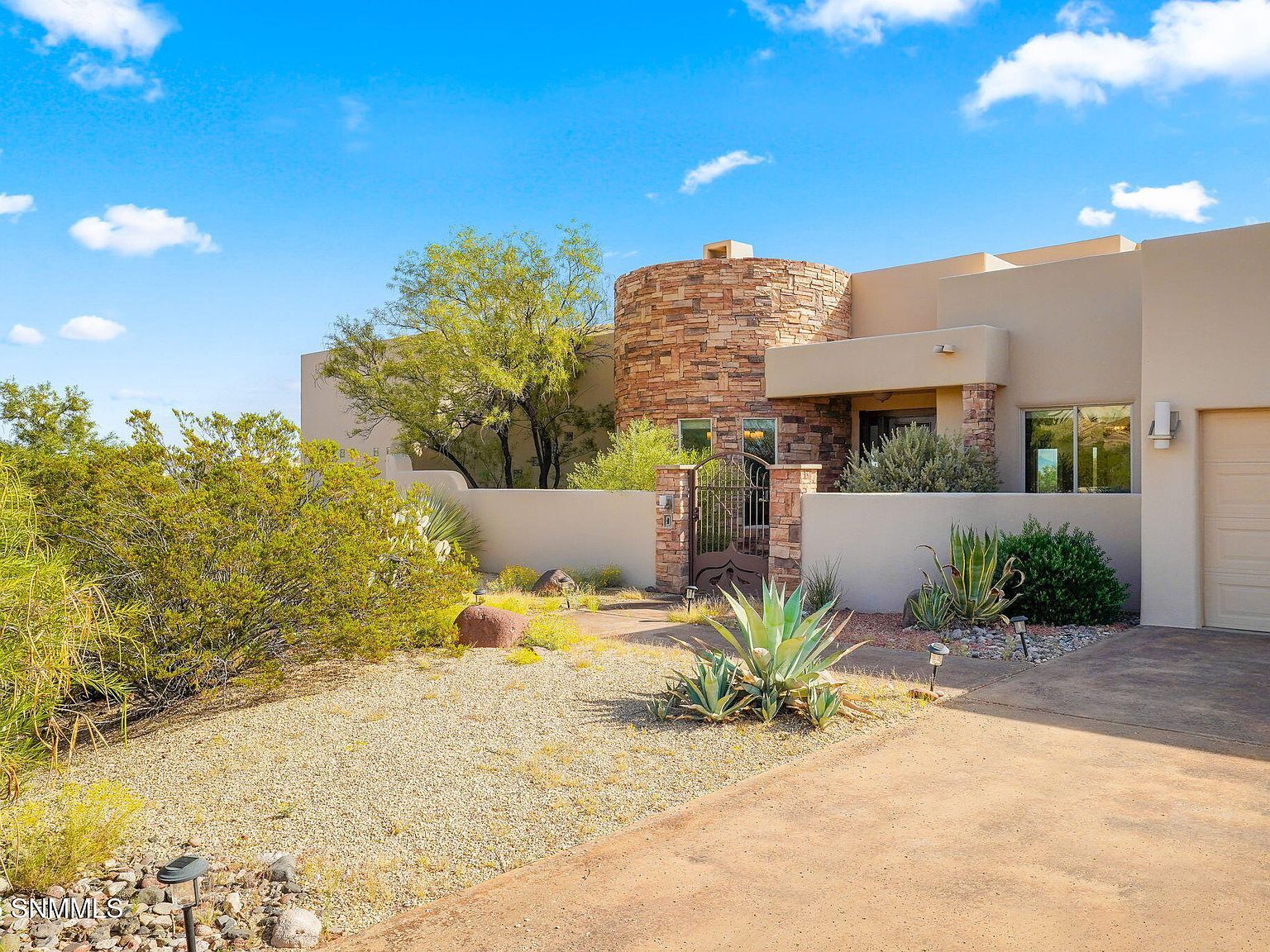 1320 Estancia Real Pl Las Cruces, NM 88007 - Thumbnail 4