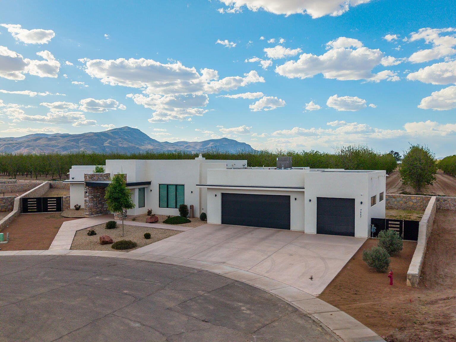 7557 Sussex Ct Las Cruces, NM 88007 - Thumbnail 4