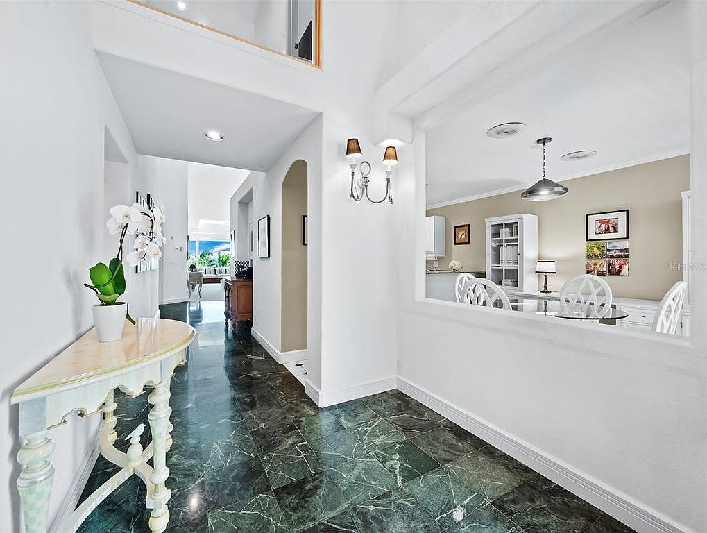 370 Gulf Of Mexico Dr APT 432 Longboat Key, FL 34228 - Thumbnail 4