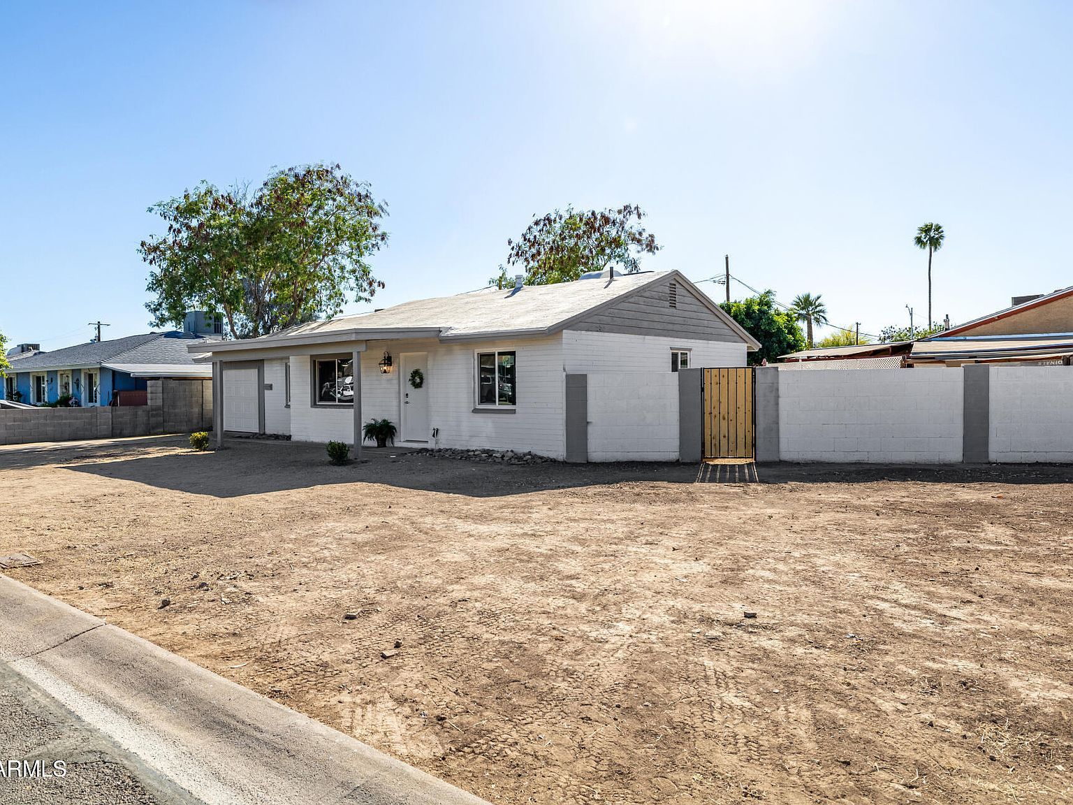 3030 N 38th Dr Phoenix, AZ 85019 - Thumbnail 4