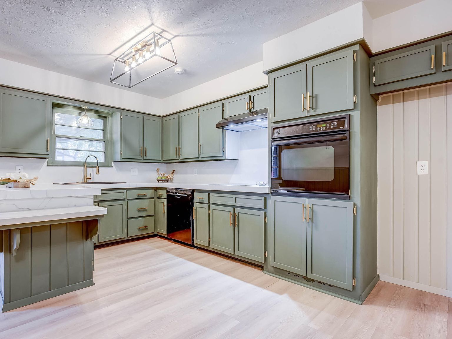 2101 64th St Lubbock, TX 79412 - Thumbnail 4