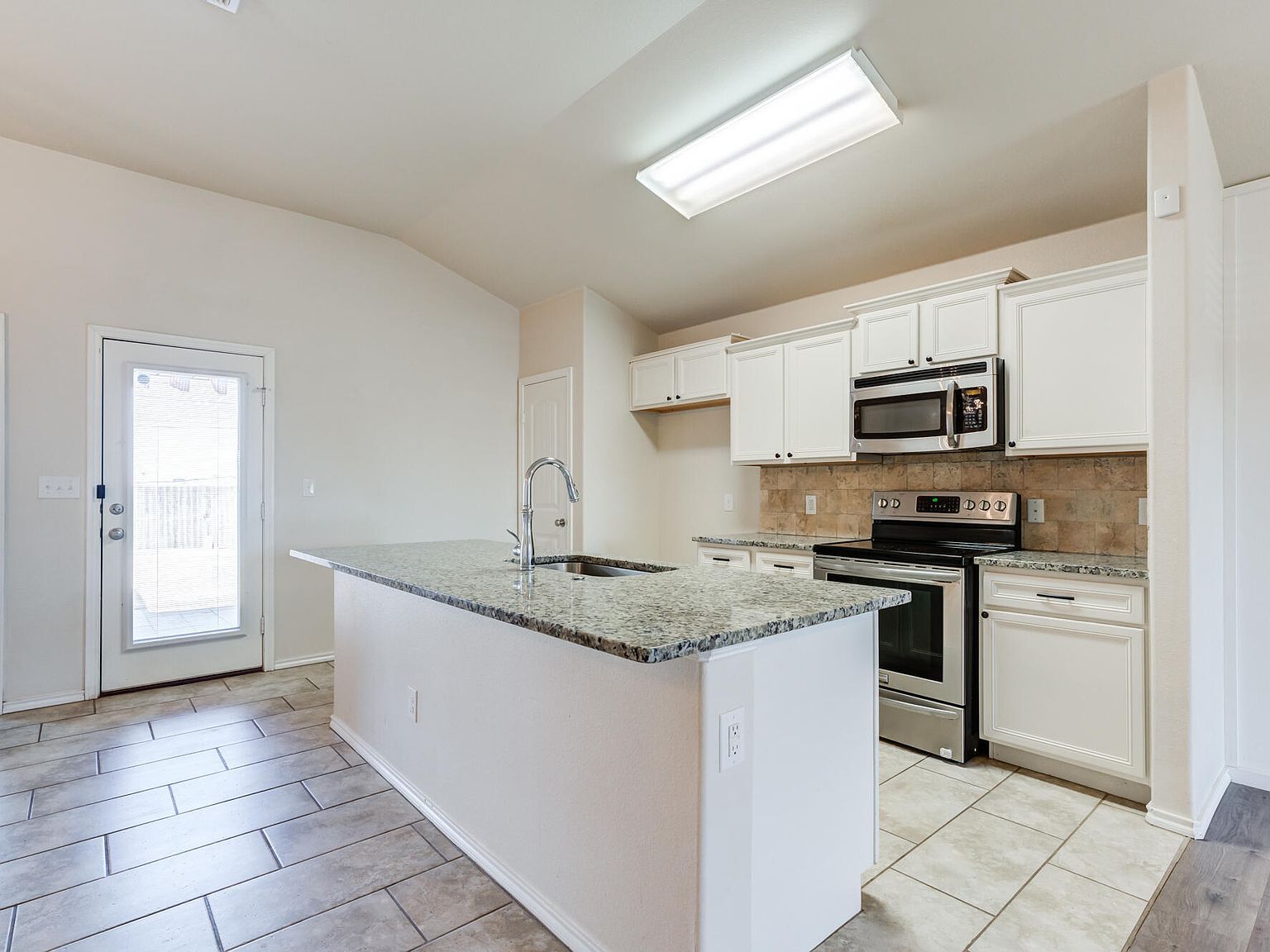 7012 34th Pl Lubbock, TX 79407 - Thumbnail 4