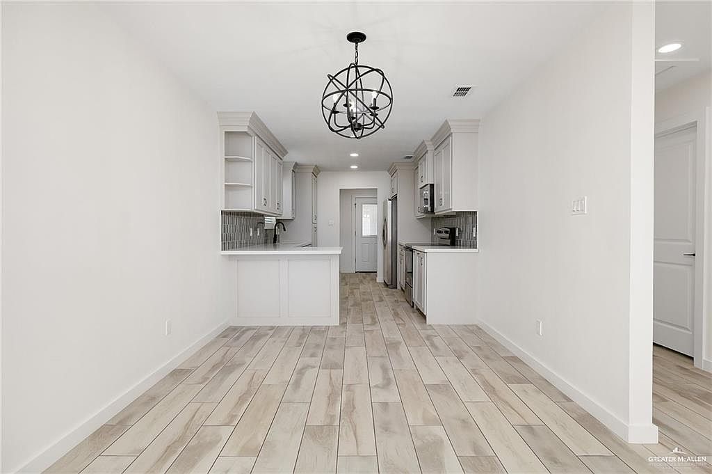 321 E Stubbs St Edinburg, TX 78539 - Thumbnail 4