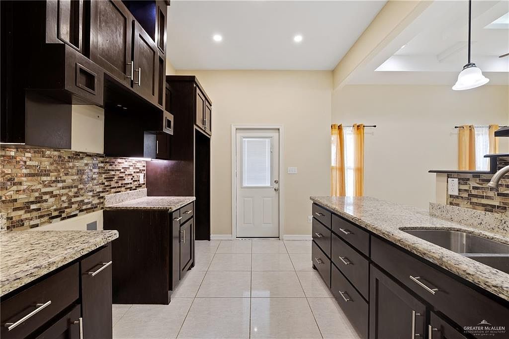 4914 Mission St Edinburg, TX 78542 - Thumbnail 4