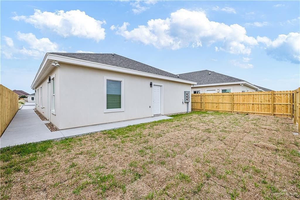 5322 Vision St Rio Grande City, TX 78582 - Thumbnail 4