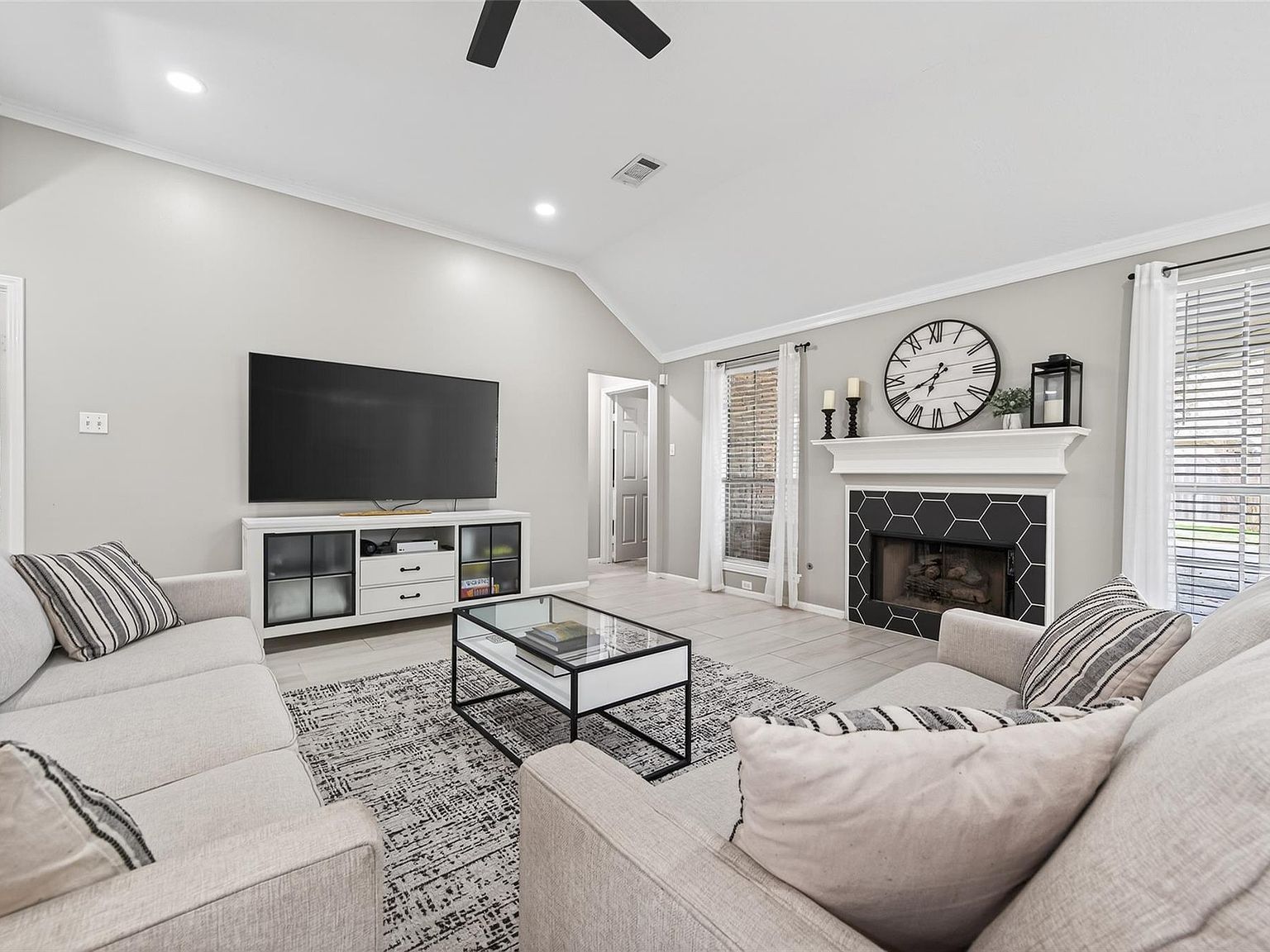 26901 Palace Pines Dr Kingwood, TX 77339 - Thumbnail 4