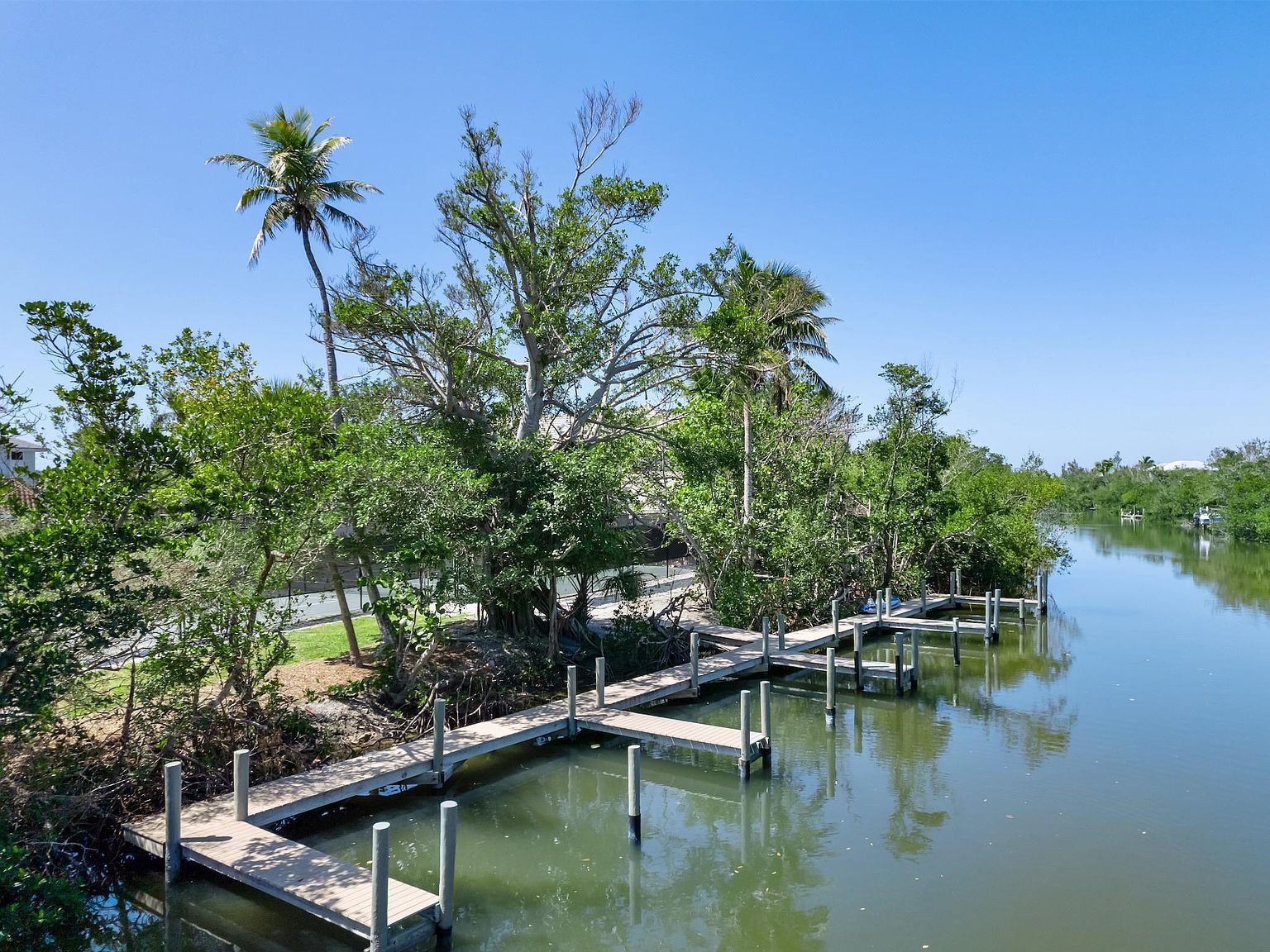 519 Kinzie Island Ct Sanibel, FL 33957 - Thumbnail 4