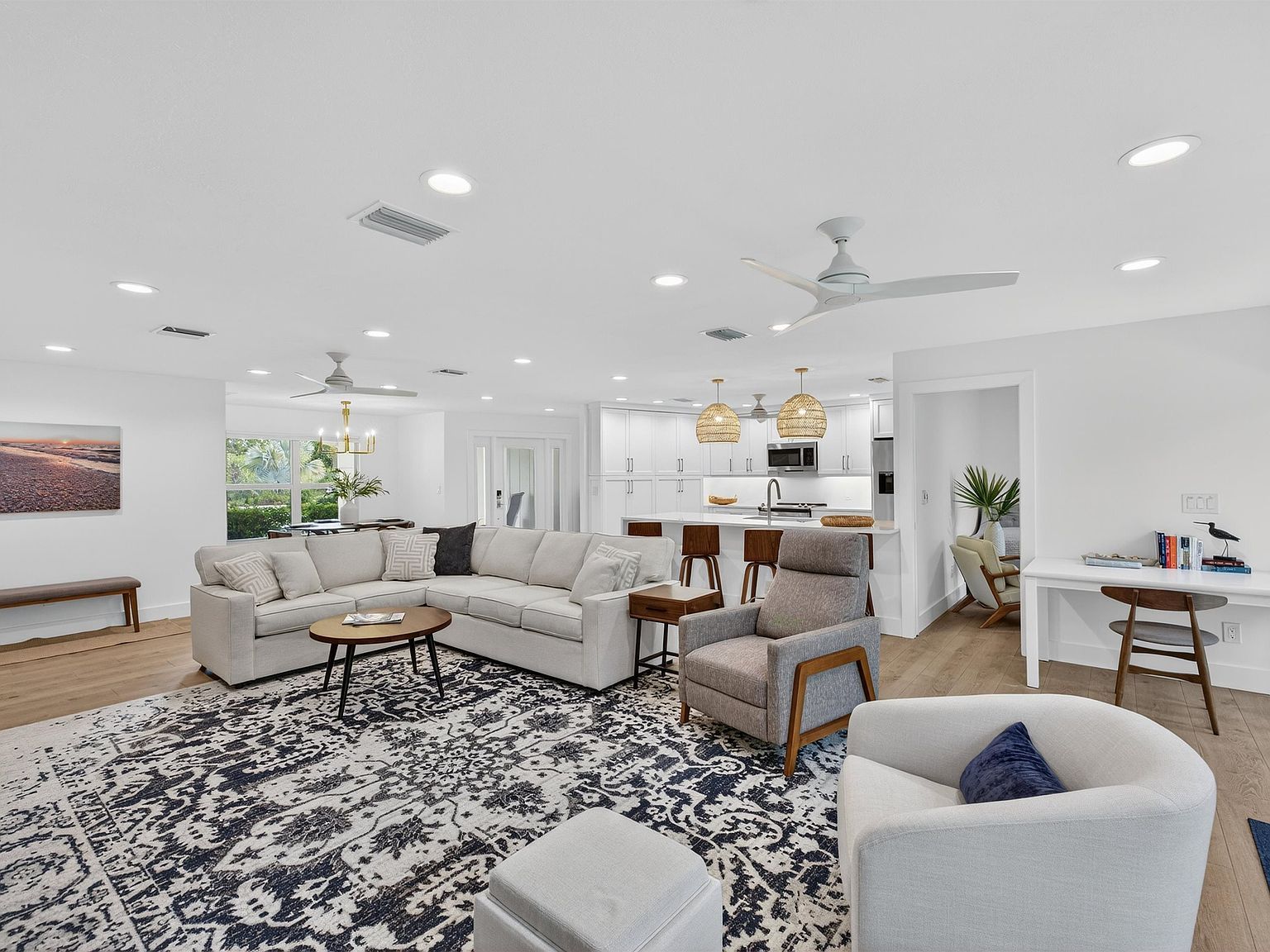 1103 Captains Walk St Sanibel, FL 33957 - Thumbnail 4