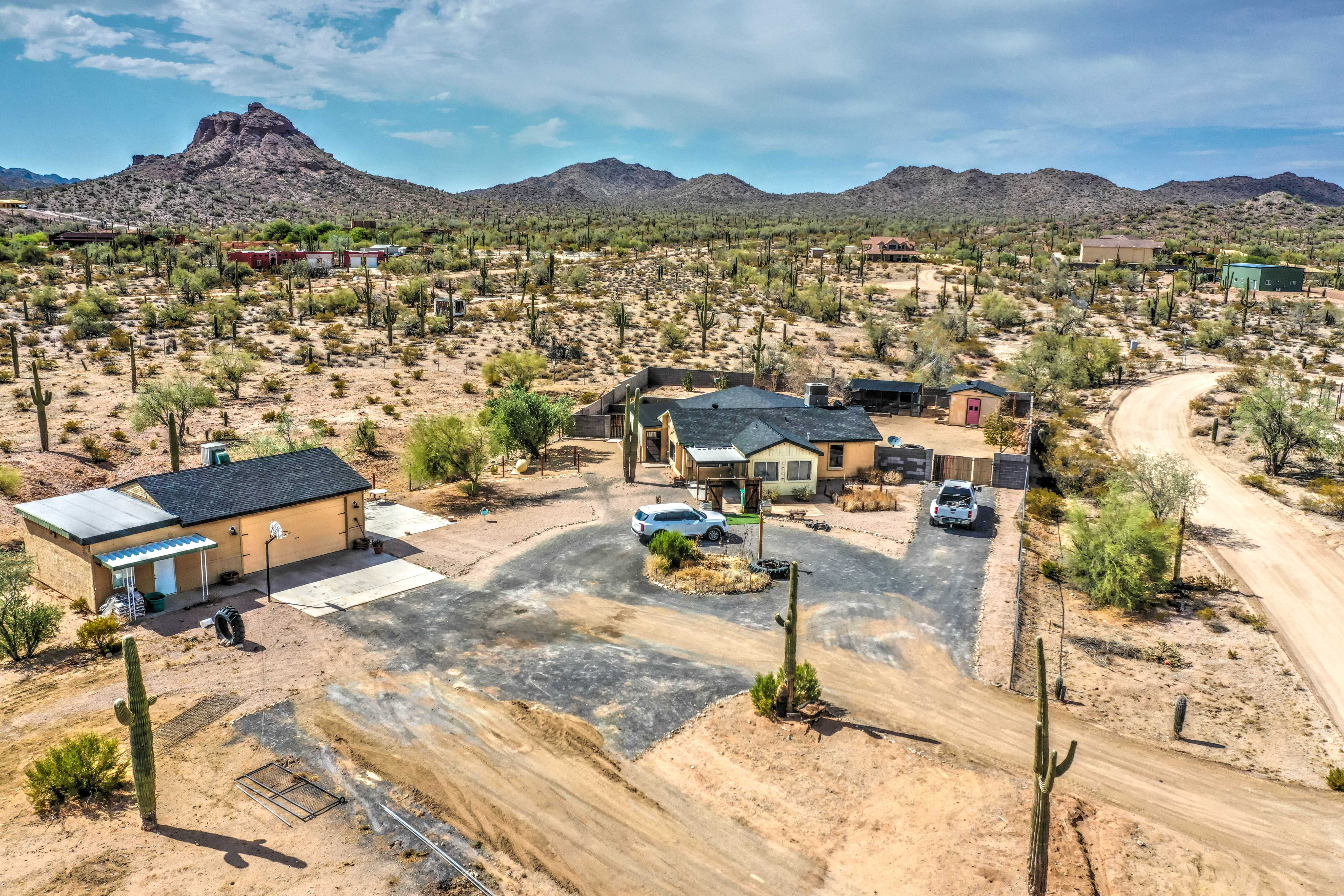 27012 N Ellsworth Rd, Queen Creek, AZ 85142, USA - Thumbnail 4